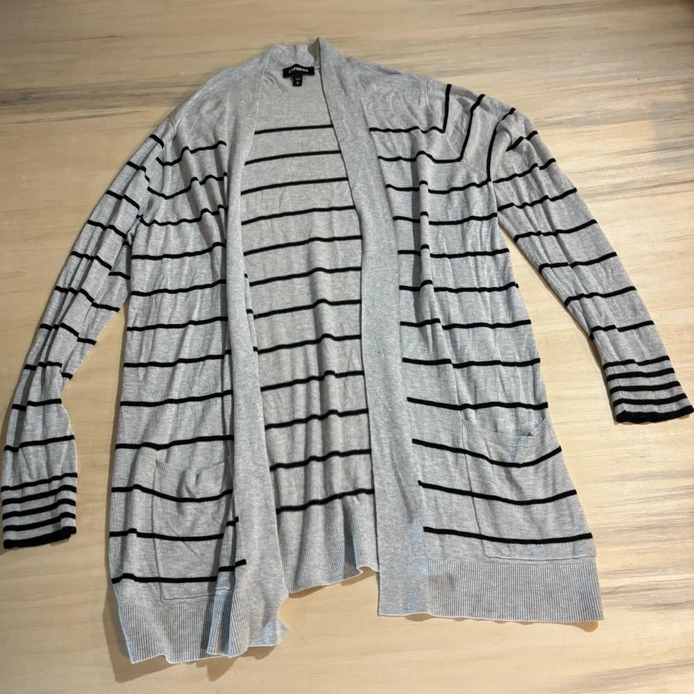Express Light Gray Cardigan with Black Stripes Size XL - Picture 3 of 6
